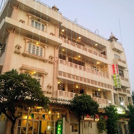 Hotel Savoy - Since 1951 Jaipur Buitenkant foto