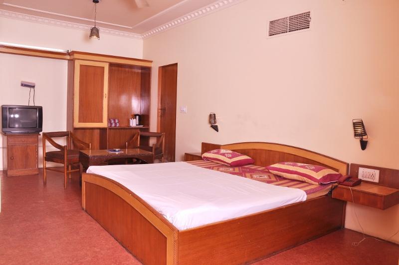 Hotel Savoy - Since 1951 Jaipur Buitenkant foto